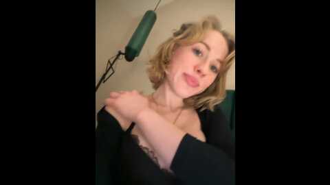 Media: likachkaa Bongacams 2023-11-19 20:28:00