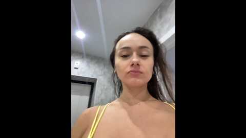 Media: sochnayaaa Bongacams 2023-11-19 09:36:00