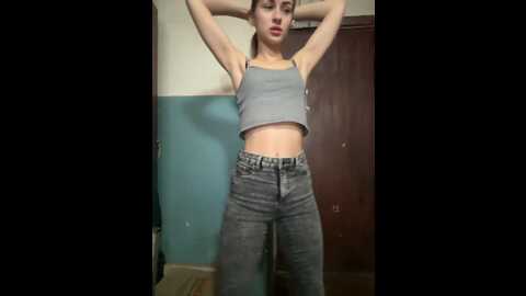 Media: _molly_mae_ Bongacams 2023-11-20 12:44:00
