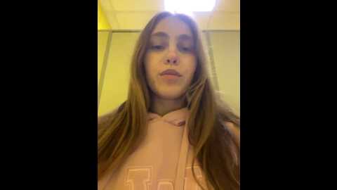 Media: adelaida1001 Bongacams 2023-11-21 07:10:00