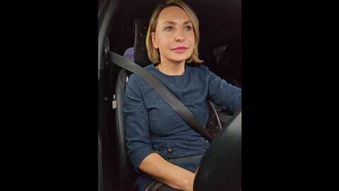 Media: editamilf Bongacams 2023-11-21 03:32:00