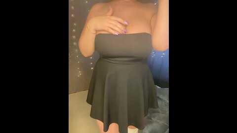 Media: viki_tiki_tak Bongacams 2023-11-22 10:40:00