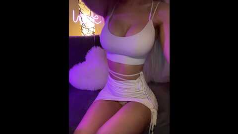 Media: sweetbabyxs Bongacams 2023-11-24 20:24:00
