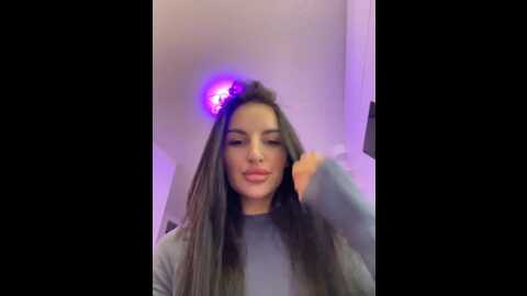 Media: sweetkira25 Bongacams 2023-11-26 20:50:00
