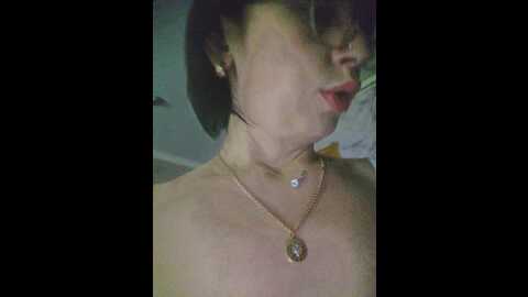 Media: aureliyxxx Bongacams 2023-11-28 16:56:00