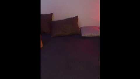 Media: plohishi2 Bongacams 2023-12-01 00:59:00