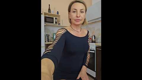 Media: editamilf Bongacams 2023-12-03 03:40:00