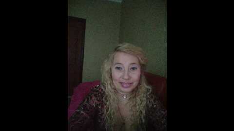 Media: your_mila Bongacams 2023-12-03 06:34:00