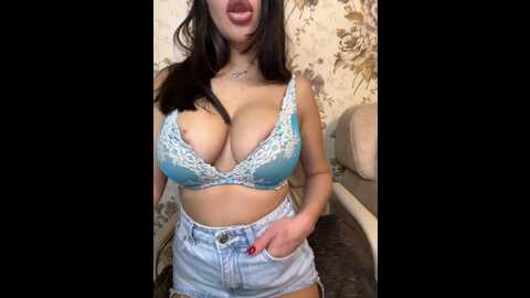 Media: angelika77741 Bongacams 2023-12-04 12:34:00