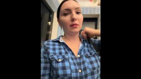 Media: divora Bongacams 2023-12-04 14:14:00