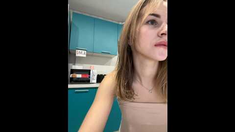 Media: _molly_mae_ Bongacams 2023-12-06 17:58:00