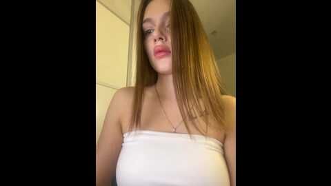 Media: auroraangel Bongacams 2023-12-06 13:32:00