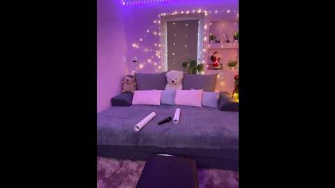Media: mialiahot Bongacams 2023-12-07 09:22:00