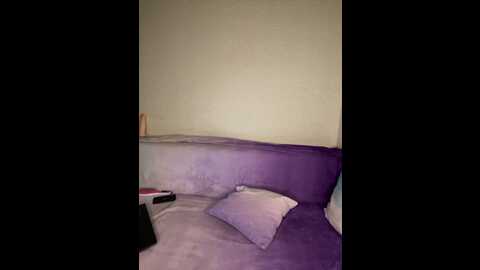 Media: myr_kiss Bongacams 2023-12-09 12:18:00