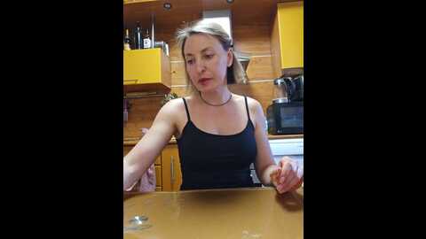Media: editamilf Bongacams 2023-12-10 06:28:00