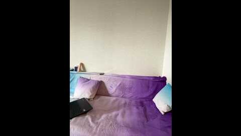 Media: myr_kiss Bongacams 2023-12-10 07:55:00