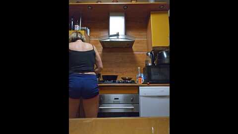 Media: editamilf Bongacams 2023-12-11 09:30:00