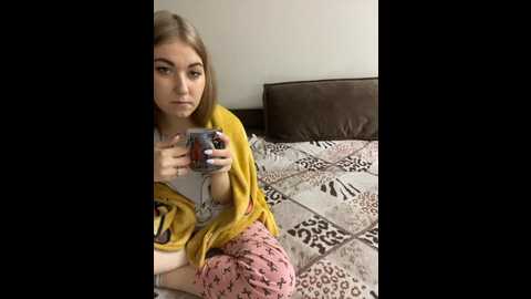 Media: karolina7 Bongacams 2023-12-12 20:57:00