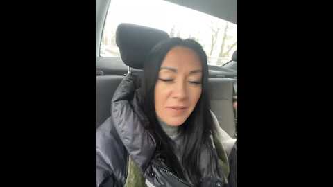 Media: karolinamilf Bongacams 2023-12-13 08:29:00