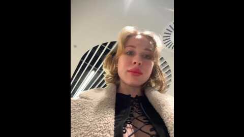 Media: likachkaa Bongacams 2023-12-13 14:52:00