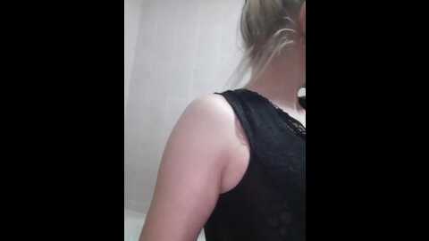 Media: laef1881 Bongacams 2023-12-14 03:55:00