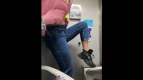 Media: monikayyy Bongacams 2023-12-14 03:40:00