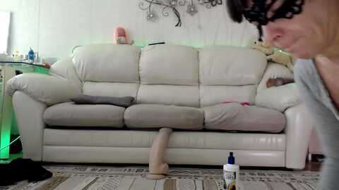 Media: kamila5555555 Bongacams 2023-12-15 08:38:00