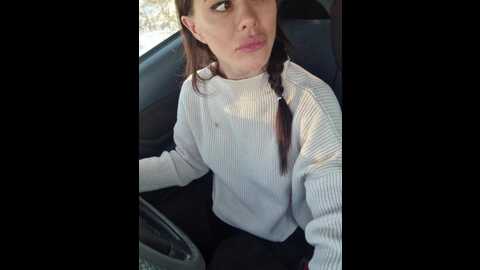 Media: vikki100500 Bongacams 2023-12-16 08:28:00