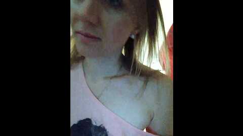 Media: alenushka888 Bongacams 2023-12-17 09:22:00
