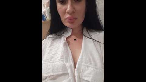 Media: helena27002 Bongacams 2023-12-17 06:39:00