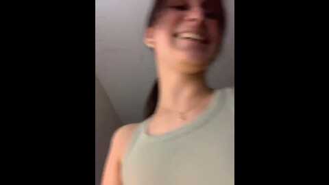 Media: sweet_peaches Bongacams 2023-12-17 19:52:00