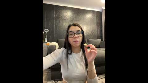 Media: vero19nika Bongacams 2023-12-17 11:30:00