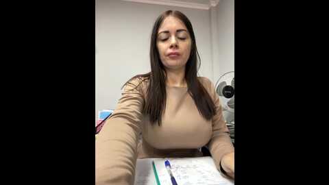 Media: 17alisa1717 Bongacams 2023-12-18 07:17:00