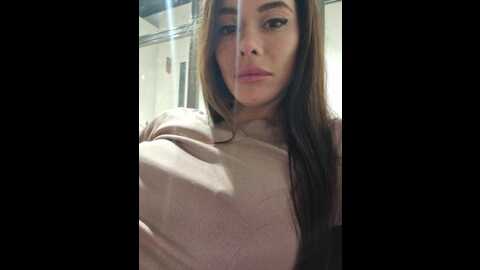 Media: vikki100500 Bongacams 2023-12-18 03:12:00