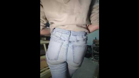 Media: beautytriple Bongacams 2023-12-19 21:18:00