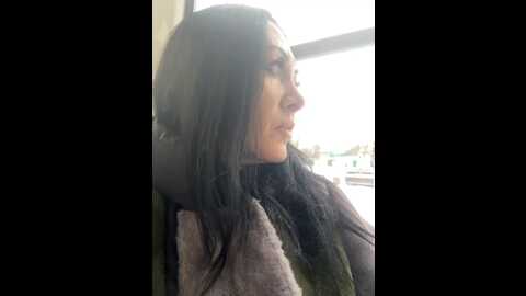 Media: karolinamilf Bongacams 2023-12-19 11:25:00
