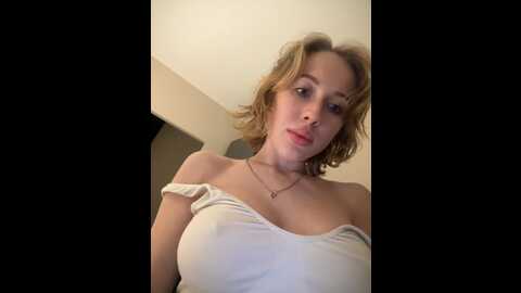 Media: likachkaa Bongacams 2023-12-19 19:22:00
