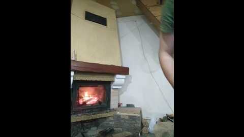 Media: masya1996 Bongacams 2023-12-19 16:12:00