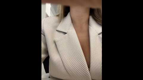Media: yuliyalasker Bongacams 2023-12-19 06:36:00