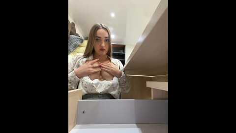 Media: _a_l_i_c_e_ Bongacams 2023-12-21 09:43:00
