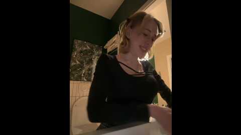 Media: likachkaa Bongacams 2023-12-21 18:46:00