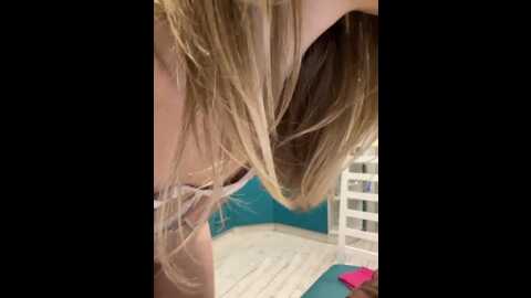 Media: _molly_mae_ Bongacams 2023-12-22 03:40:00