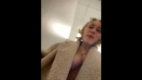 Media: likachkaa Bongacams 2023-12-23 14:42:00