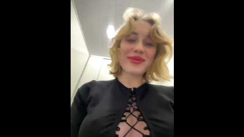 Media: likachkaa Bongacams 2023-12-24 15:22:00