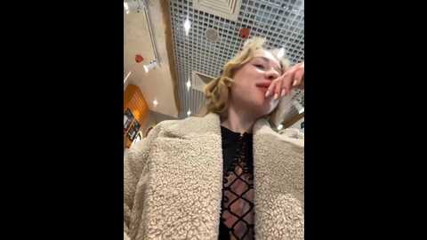 Media: likachkaa Bongacams 2023-12-24 15:35:00