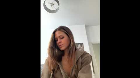 Media: shawty420 Bongacams 2023-12-24 08:25:00