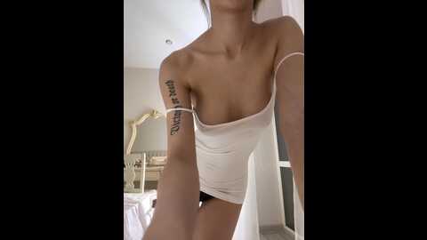Media: _lana_chester_ Bongacams 2023-12-25 17:14:00