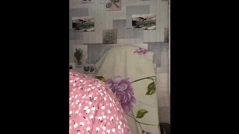 Media: anesteishen Bongacams 2023-12-25 16:20:00