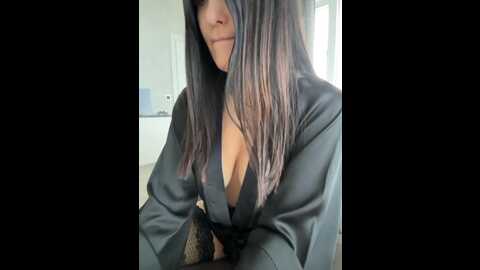 Media: linahelen Bongacams 2023-12-25 09:22:00