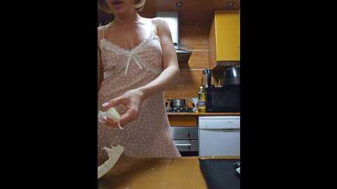 Media: editamilf Bongacams 2023-12-26 22:24:00